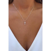 Сребърнo колие кръст с камъни Swarovski