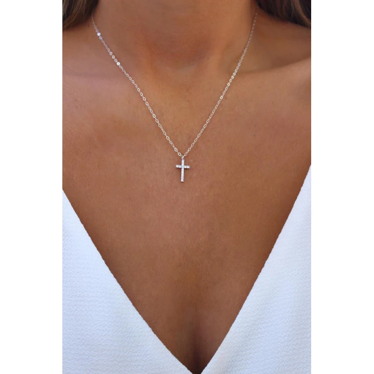 Сребърнo колие кръст с камъни Swarovski Сребърнo колие кръст с камъни Swarovski