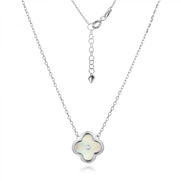 Сребърно колие Clover