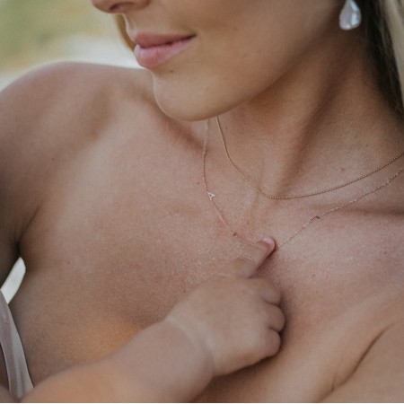 Златно колие с букви за мама Златно колие с букви за мама