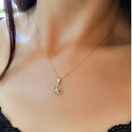 Златно колие с детелинка Златно колие с детелинка