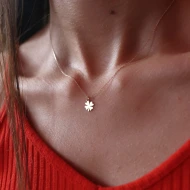 Златно колие Clover