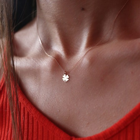 Златно колие Clover