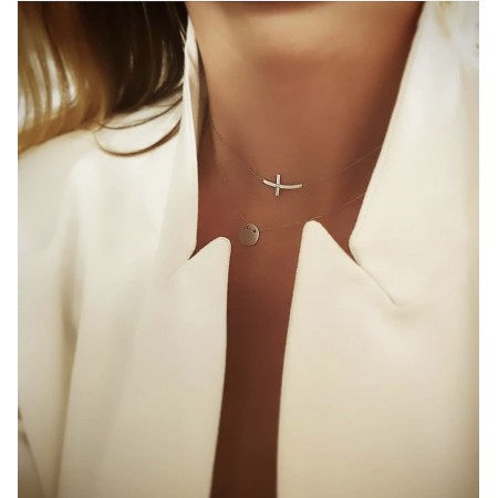 Златно колие кръстче Златно колие кръстче