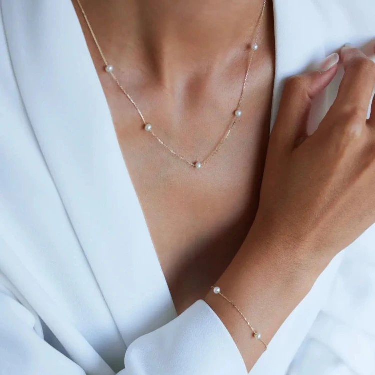 Златно колие Pearls Златно колие Pearls