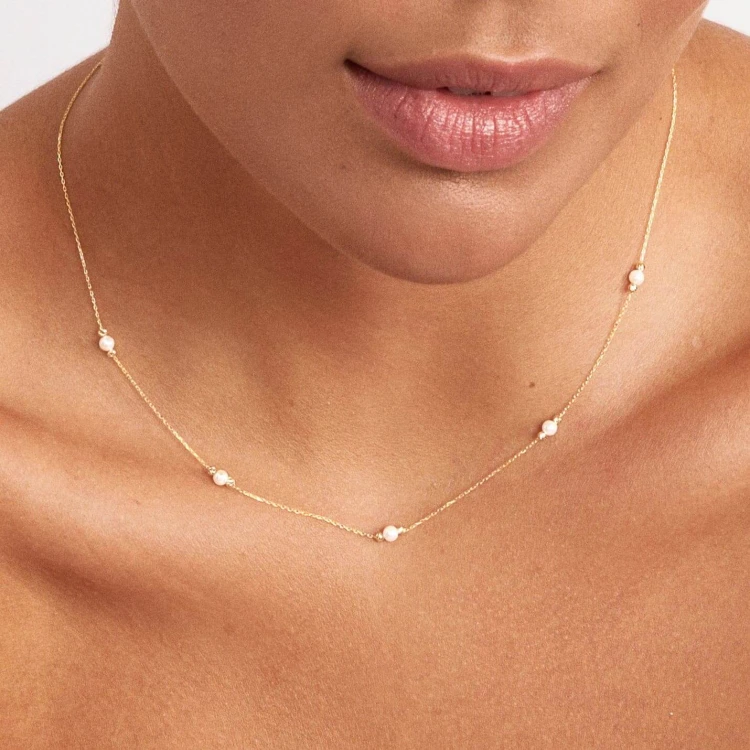 Златно колие Pearls Златно колие Pearls