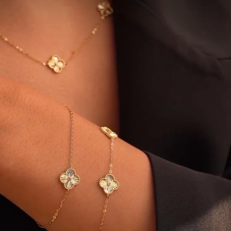 Златно колие Diamond Clover