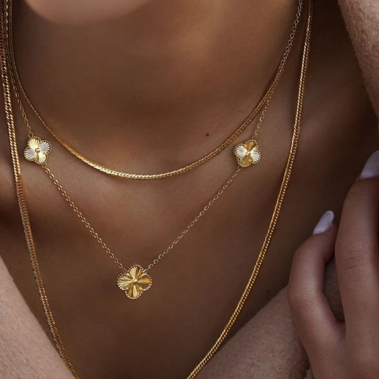 Златно колие Diamond Clover Златно колие Diamond Clover
