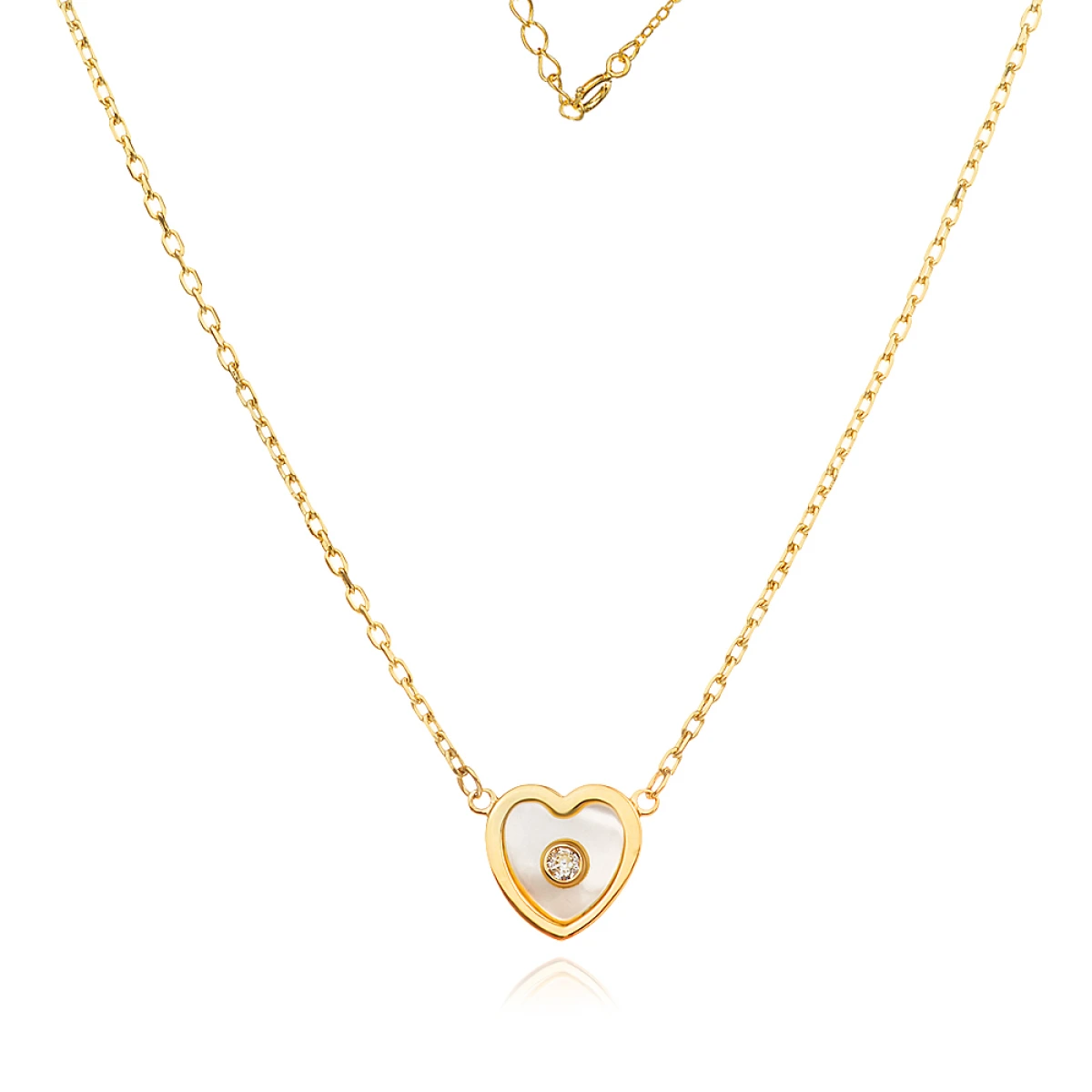 Златно колие с Pearl Heart