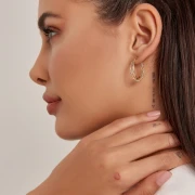 Златни обеци с топчета