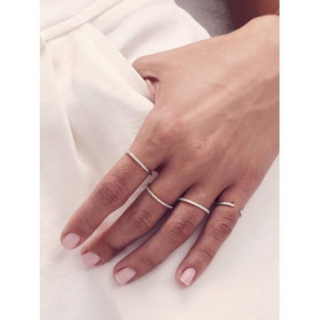 Сребърен пръстен с нежно поставени бели кубични цирконий Swarovski 925 Тrendy  Collection Victoria Gold