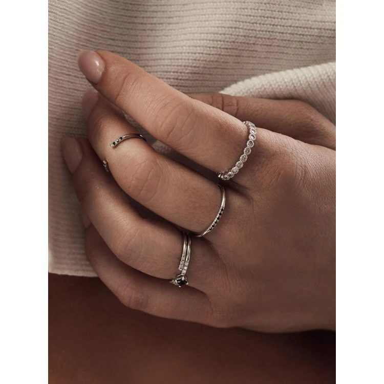 Сребърен пръстен с нежно поставени бели кубични цирконий Swarovski 925 Тrendy  Collection Victoria Gold