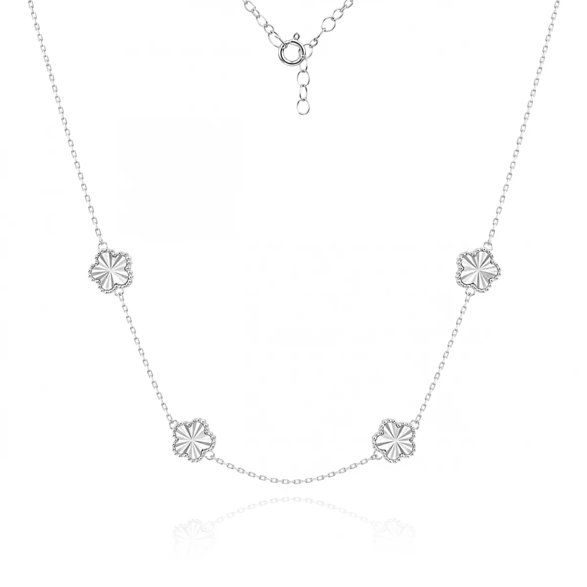 Сребърно колие Clover Shine