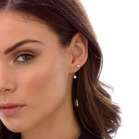 Сребърни обеци с едно камъче Сребърни обеци с едно камъче