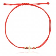 Гривна с червен конец и кръстче