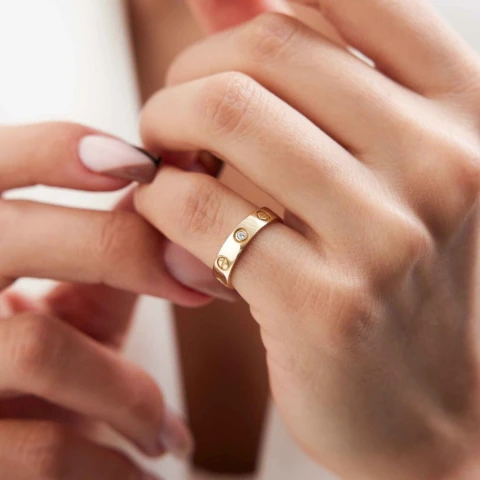 Златен пръстен Love Златен пръстен Love